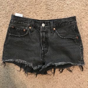 Levi black button fly shorts size 26